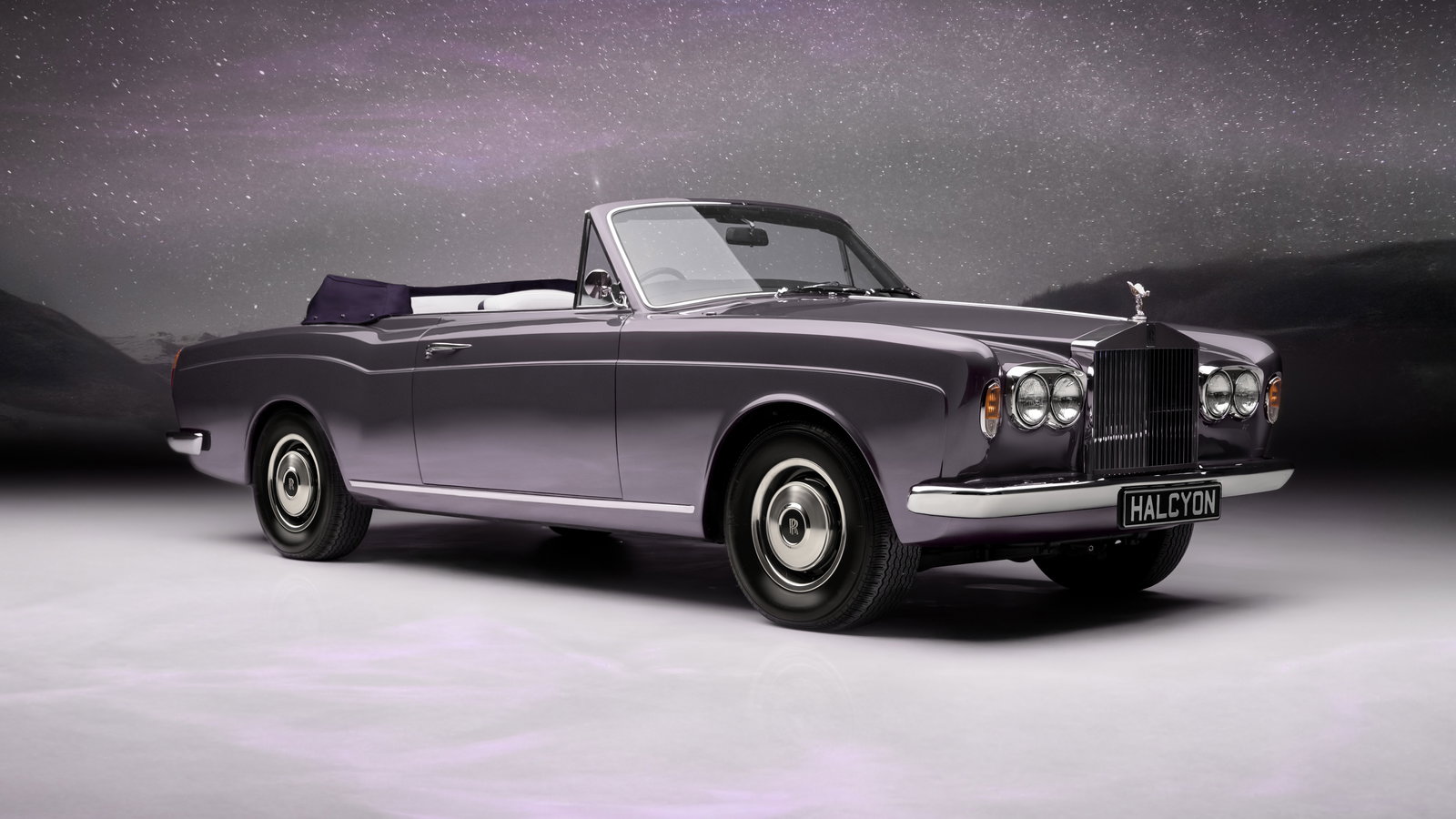 Halcyon Rolls-Royce Corniche - front